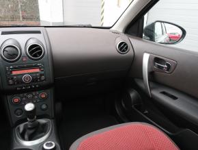 Nissan Qashqai  2.0 dCi 