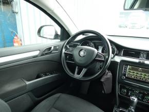 Škoda Superb  2.0 TDI 