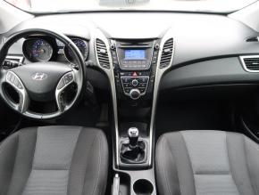 Hyundai i30  1.6 MPI 