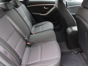 Hyundai i30  1.6 MPI 