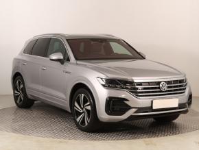 Volkswagen Touareg  3.0 TDI 