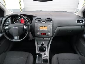 Ford Focus  2.0 16V 