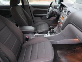 Ford Focus  2.0 16V 