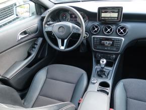 Mercedes-Benz A  A 180d 