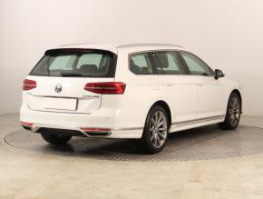 Volkswagen Passat  2.0 TDI R-Line 