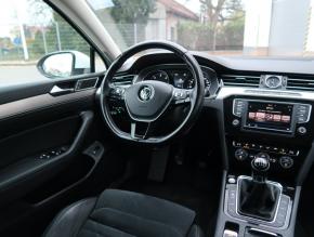 Volkswagen Passat  2.0 TDI R-Line 