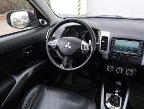 Mitsubishi Outlander  2.2 DI-D 