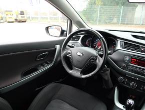 Kia Ceed  1.6 GDI 