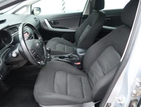 Kia Ceed  1.6 GDI 