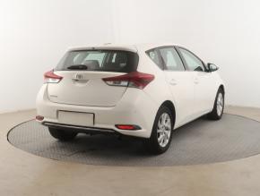 Toyota Auris  1.6 Valvematic 