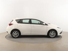 Toyota Auris  1.6 Valvematic 