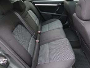 Peugeot 407  2.0 HDI 