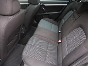 Peugeot 407  2.0 HDI 