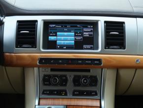 Jaguar XF  3.0 D 