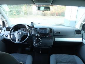 Volkswagen Multivan  2.0 TDI 