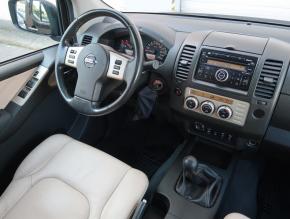 Nissan Navara  2.5 DCi 