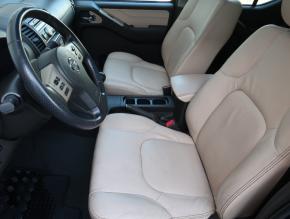 Nissan Navara  2.5 DCi 