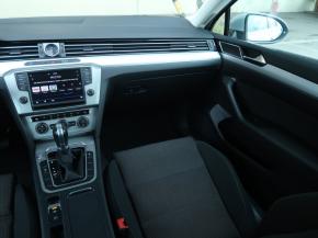 Volkswagen Passat  1.4 TSI 