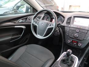 Opel Insignia  2.0 CDTI 