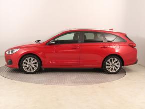 Hyundai i30  1.4 T-GDI 