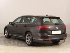 Volkswagen Passat  1.5 TSI 