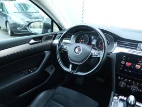 Volkswagen Passat  1.5 TSI 