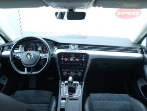 Volkswagen Passat  1.5 TSI 