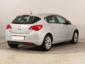 Opel Astra  1.4 T 