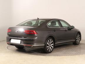 Volkswagen Passat  2.0 TDI R-Line 