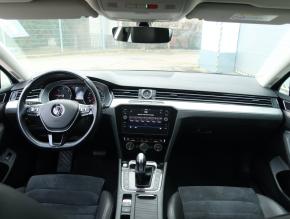 Volkswagen Passat  2.0 TDI R-Line 