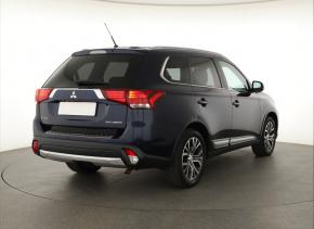 Mitsubishi Outlander  2.2 DI-D 