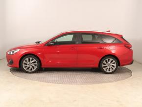 Hyundai i30  1.4 T-GDI 