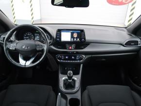 Hyundai i30  1.4 T-GDI 