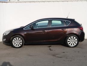 Opel Astra  2.0 CDTI Cosmo 