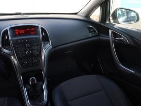 Opel Astra  2.0 CDTI Cosmo 