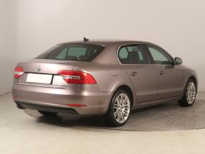 Škoda Superb  2.0 TDI 