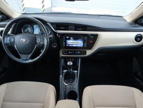 Toyota Corolla  1.6 Valvematic 