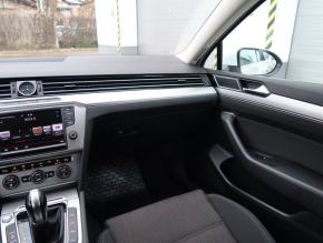 Volkswagen Passat  2.0 TDI 