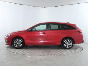 Hyundai i30  1.4 T-GDI 