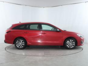 Hyundai i30  1.4 T-GDI 