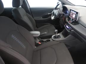 Hyundai i30  1.4 T-GDI 