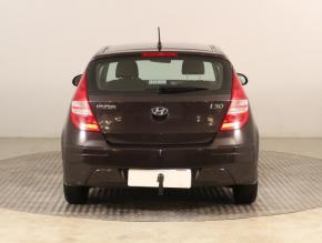 Hyundai i30  1.4 CVVT 