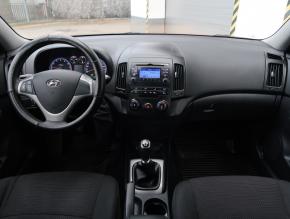 Hyundai i30  1.4 CVVT 