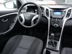 Hyundai i30  1.4 CVVT 