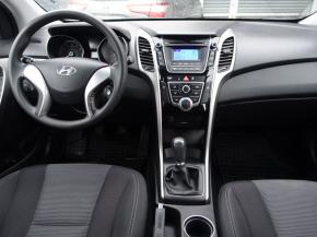 Hyundai i30  1.4 CVVT 