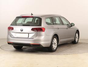 Volkswagen Passat  1.5 TSI 