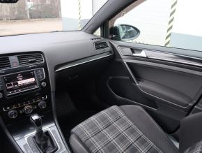 Volkswagen Golf  2.0 TDI GTD 