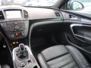 Opel Insignia  2.0 CDTI 