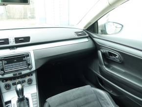 Volkswagen CC  2.0 TDI 