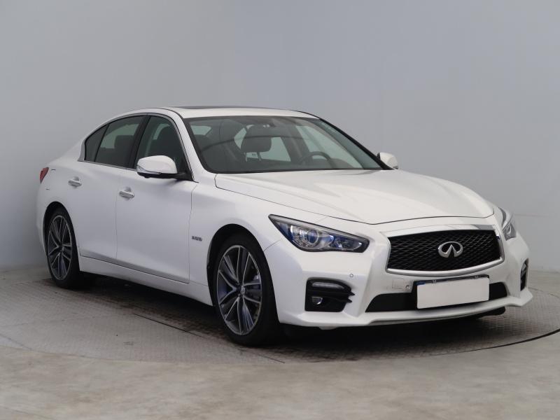 Infiniti Q50  Hybrid AWD